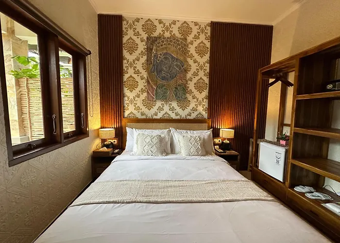 Kubu Dimel And Homestay Nusa Dua (Bali)